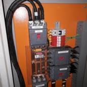 Projeto, montagens, identificação e laudo de quadros elétricos