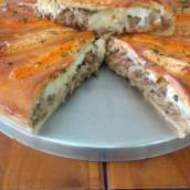 Torta de carne com queijo