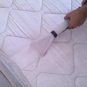 Limpeza de colchão