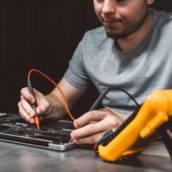 Curso de montagem e manutenção de computador