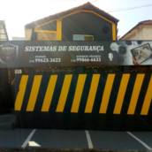 Fachada em Lona