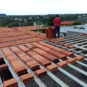 Construções