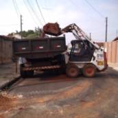 Caminhão basculante
