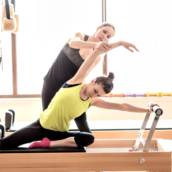 Pilates atendendo 3 pacientes por turma