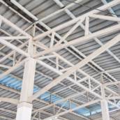 Estrutura metálica suporte para o arranjo fotovoltaico