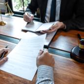 Trabalho de assistente técnico em processos judiciais e extrajudicial