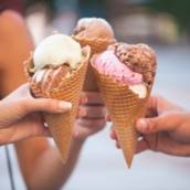 Sorveteria aberta em Bauru