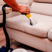Limpeza de cadeiras estofadas