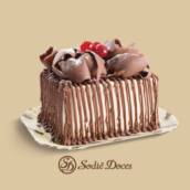 Bolo de chocolate trufado 
