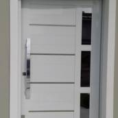 Porta Pivotante em Alumínio