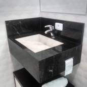 Cuba Esculpida em Itapoá, SC em Itapoá, SC por Grupo Viambientes