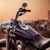 Troca de capa de banco de moto