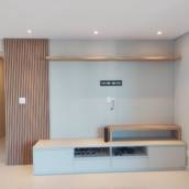 Painel e Rack em MDF - Modernidade e Praticidade para sua Sala