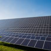 Energia Solar Comercial - Transforme seu Negócio com Energia Verde com a Cordeiro Energia Solar em Serra/ES