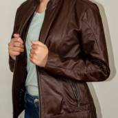 Jaqueta de Couro Feminina em Franca - Elegância Personalizada e Durabilidade