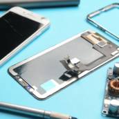 Troca da tampa traseira do celular em Bauru