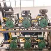 Manutenção em Sistema de Refrigeração com Gás CO2 para Supermercados 