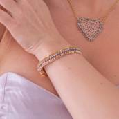 Pulseira de Crochê Coração Preenchido Entrelaçados Trio Gold