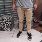 Redução de calça masculina em slin