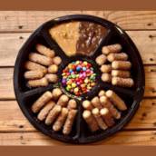 Petisqueira com mini churros espanhol