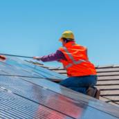 Limpeza e manutenção de placas solares