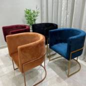 Poltrona Betina - Conforto e Estilo para Seu Lar em Francisco Morato, SP