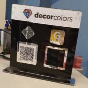 Placa QR code em acrílico