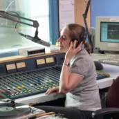 Rádio FM - Entretenimento e Informação em São Manuel