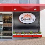 Breeze em Metalon, Luminoso e Marquise em ACM 