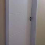 Laqueado Fosco em Portas com Acabamento PU - Sofisticação e Durabilidade no Parque Savoy City - São Paulo, SP