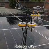 Depoimento do Cliente Robson de RS utilizando e aprovando a Escova de Placa Solar - Parte II