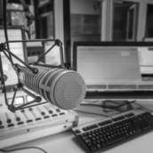 Marketing Offline e Online - Potencialize Sua Marca com a Integração FM em São Manuel, SP