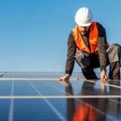 Instalação de Sistemas Fotovoltaicos – Segurança e Eficiência Garantidas em Macaé