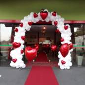 Arco de Balões Orgânicos - Elegância e Sofisticação para seu Evento em São Manuel, SP