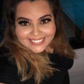 Maquiagem com cílios postiços