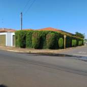 Casa à Venda ou Locação com Amplo Espaço e Conforto - Jardim Alvorada - São Manuel, SP
