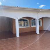 Casa à Venda com Espaço Amplo e Localização Privilegiada - Centro - São Manuel, SP