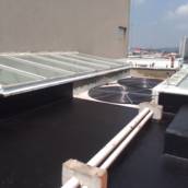 Calafetação de Telhado de Vidro com Impermeabilização de Laje – Proteção Total Contra Infiltrações – Ferraz de Vasconcelos, SP