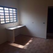 Aluga-se casa no Jardim Nova Barra - Barra Bonita. Cód 871