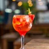 Drinks em Avaré com combinações exclusivas e refrescância garantida