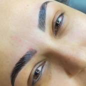 Brow Lamination em Goiatuba – Sobrancelhas Alinhadas e Sofisticadas
