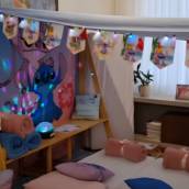 Festa do pijama com a tenda master no tema Stitch transforma noite em pura diversão