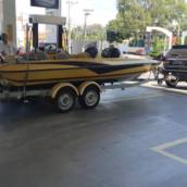 Bass Boat Quest z19