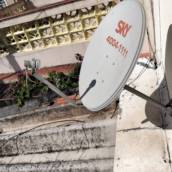 Instalação de antena parabólica banda Ku StarOne C2 70w instalada para um ponto com Receptor Century MidiaBox B7 no bairro Vila Assunção em Santo André em 11/07/2025