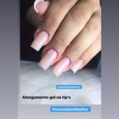 Alongamento de Unhas em Santa Helena de Goiás – Beleza e Resistência para Suas Mãos