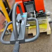 Compactação com Eficiência e Potência: Conheça o Rolo Compactador de 700kg no Ninho Verde II