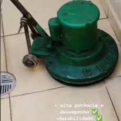 Enceradeira Industrial: Potência e Eficiência para a Limpeza Profissional de Pisos no Ninho Verde II