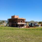 Mais Uma Obra da Marcelo Nascimento Construtoras no Riviera de Santa Cristina XIII – SP