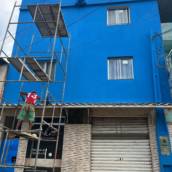 Fachada Azul que Encanta e Valoriza – FB Pinturas e Acabamentos em Guarapari