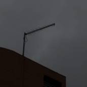 Conserto com Troca de Antena Proeletronic 38 elementos em coletiva para 40 apartamentos, academia e salão de festas no bairro Jardim Santo André em 08/10/2025